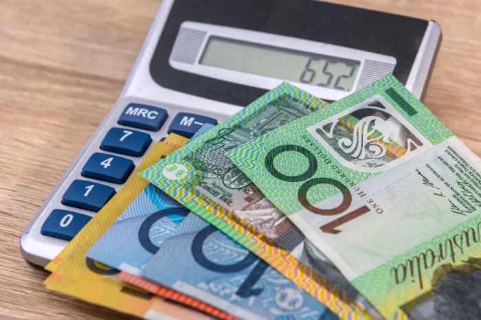 Australian dollars and calculator